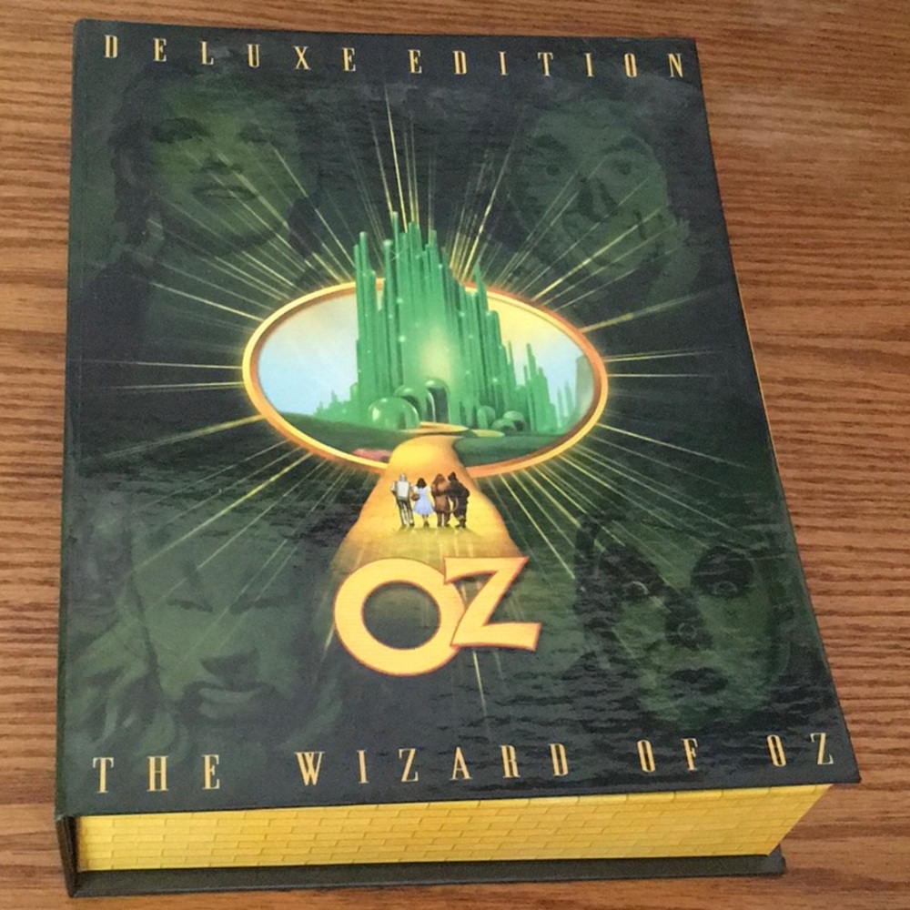 THE WIZARD OF OZ- Deluxe Edition Anniversary